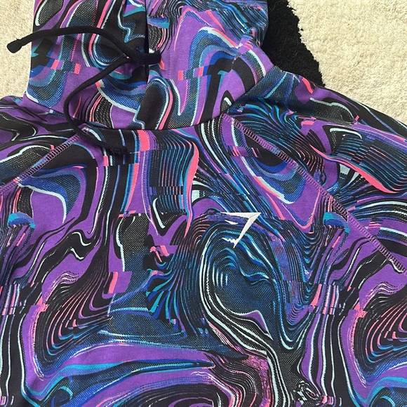 Gymshark Sweatshrit - Picture 2 of 3